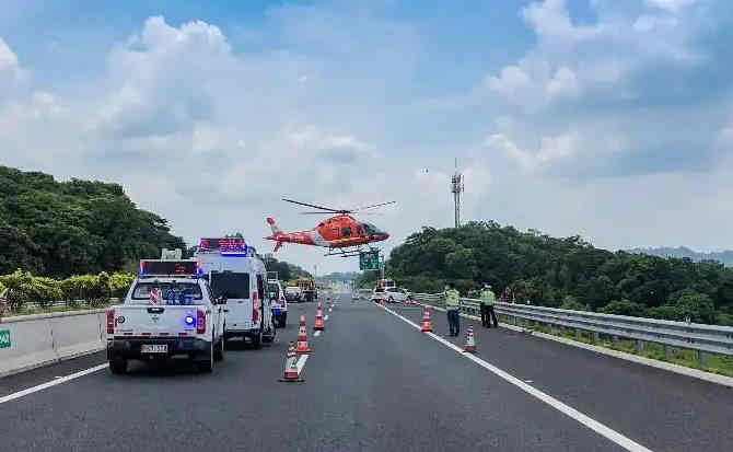 秀山高速公路汽车救援案例